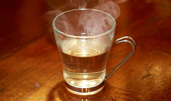 梅酒兑热水